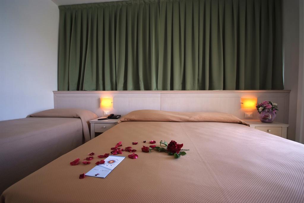 Hotel Dino Capoliveri  Habitación foto